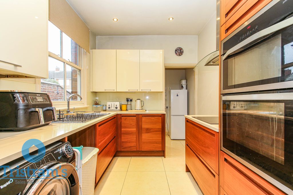 Property photo 3 of 22 Img_1558