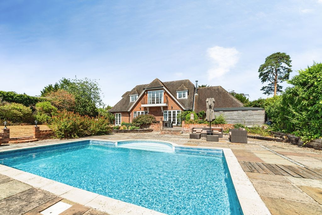 Property photo 1 of 49 Pbox-Img.Jpg