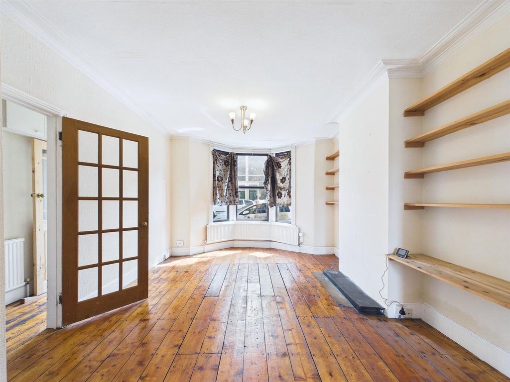 Property photo 2 of 11 2 - 2-Bedroom House In Greenbank.Jpg