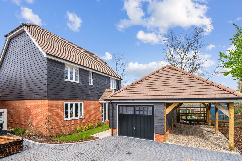 Property photo 1 of 15 External