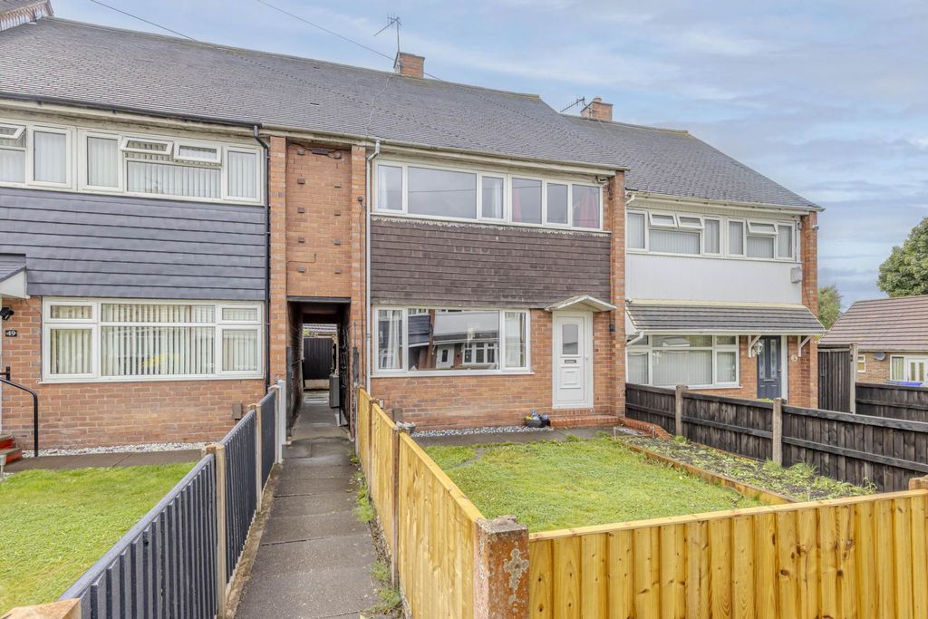 Property photo 1 of 18