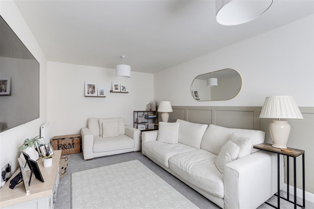 Property photo 3 of 25 300424_11.Jpg