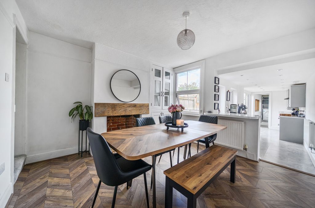 Property photo 3 of 20 1480322-8-6A45080...