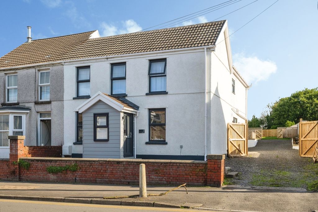 Property photo 1 of 26 Pbox-Img.Jpg
