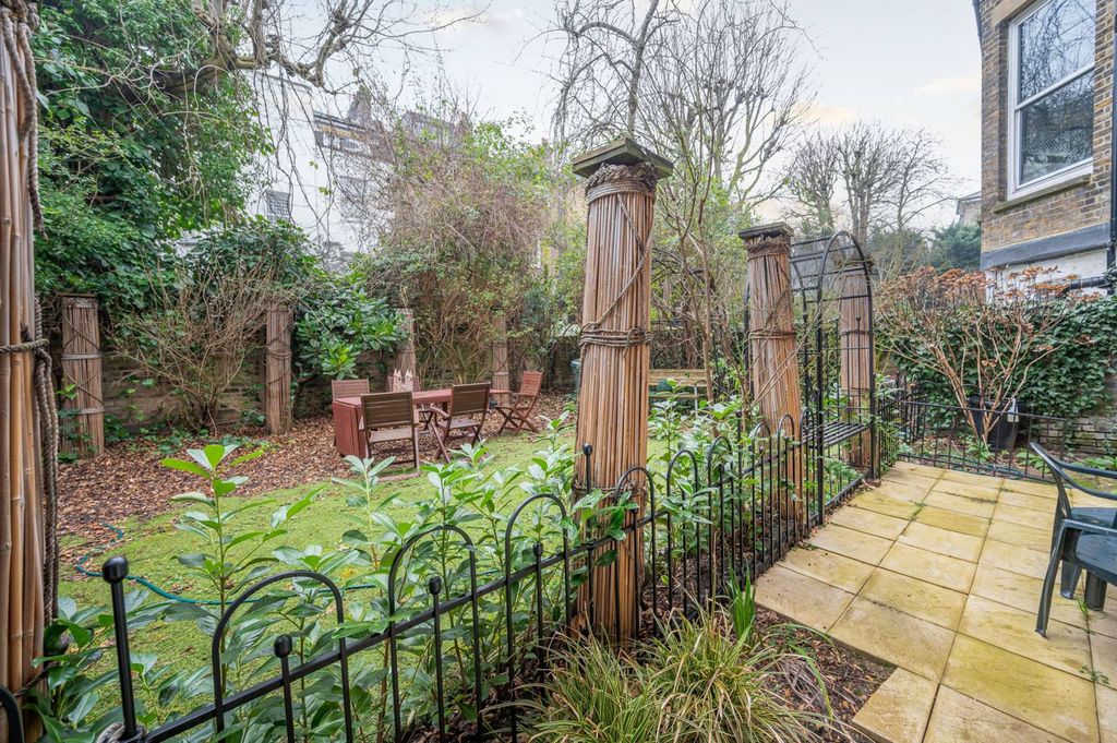 Property photo 3 of 6