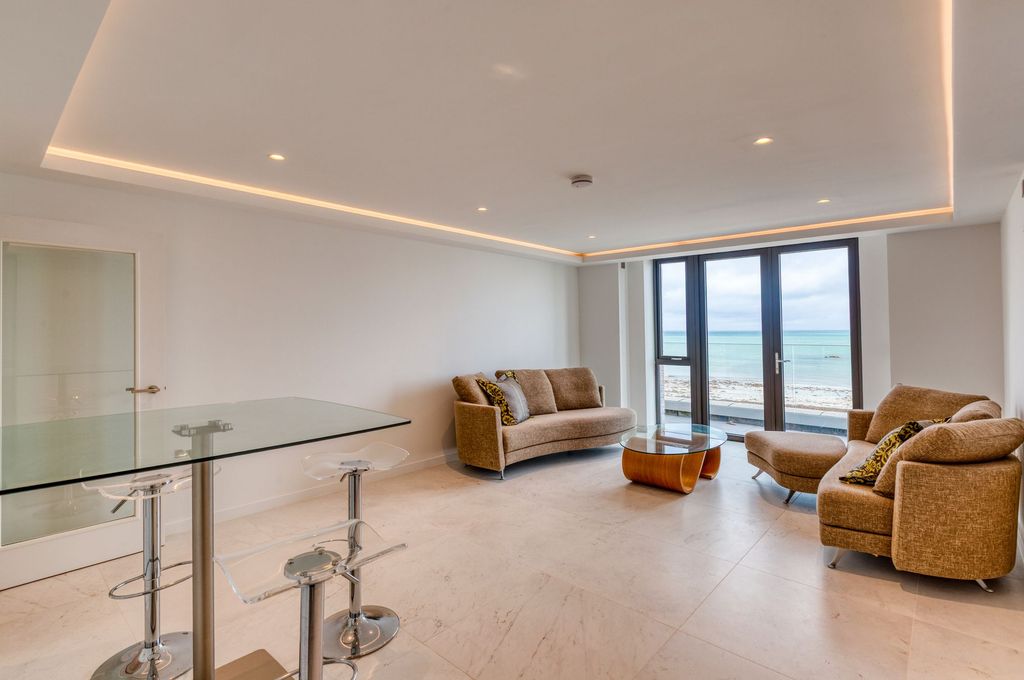 Additional image 6 of 2 bed flat for sale2 Elizabeth House - The Waves, Grouville JE3