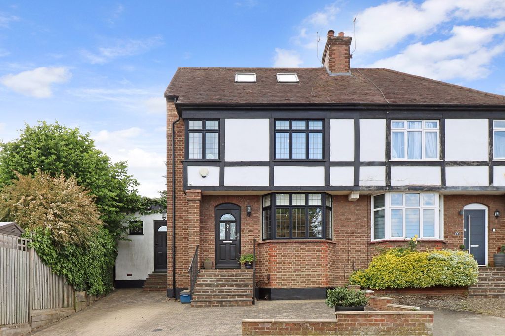 Property photo 2 of 17 External
