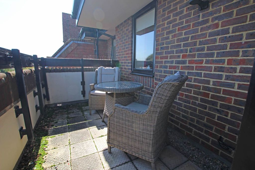 Additional image 15 of 3 bed penthouse for saleGrassington Road, Eastbourne BN20