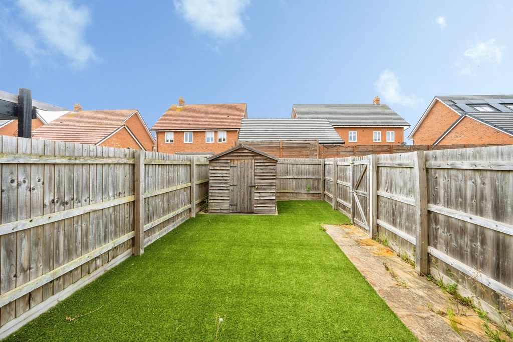 Property photo 3 of 27 Pbox-Img.Jpg