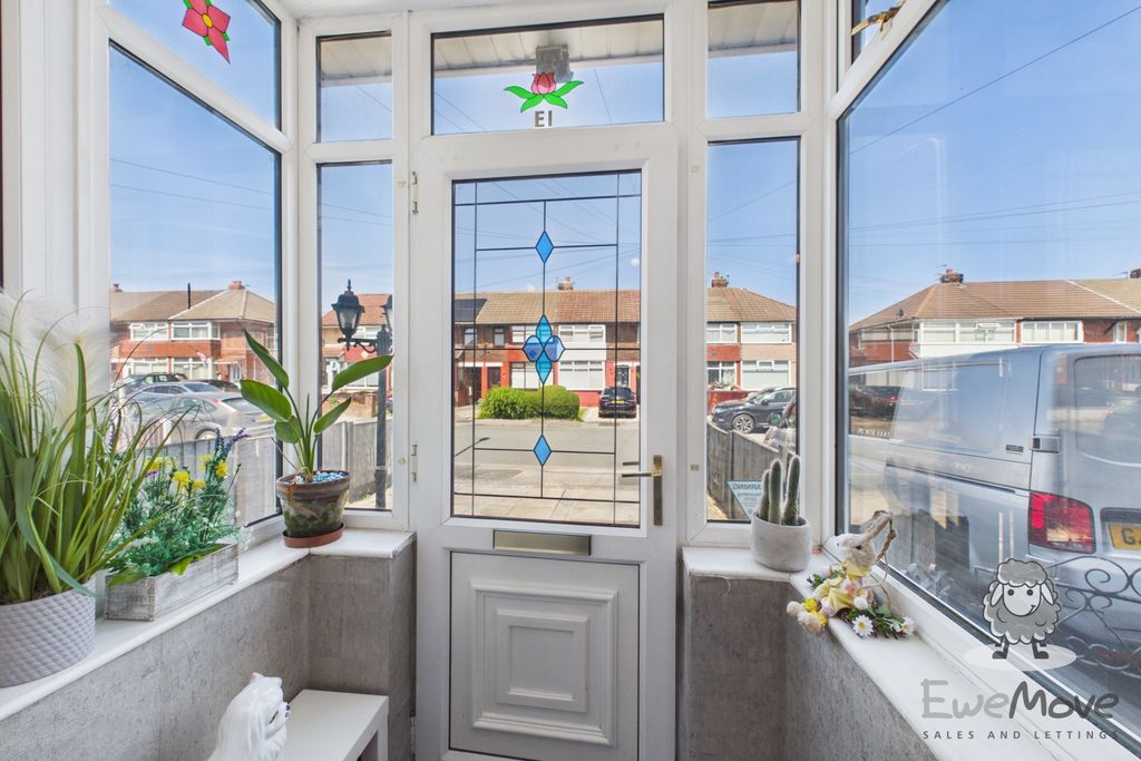Property photo 2 of 17 5 (18)