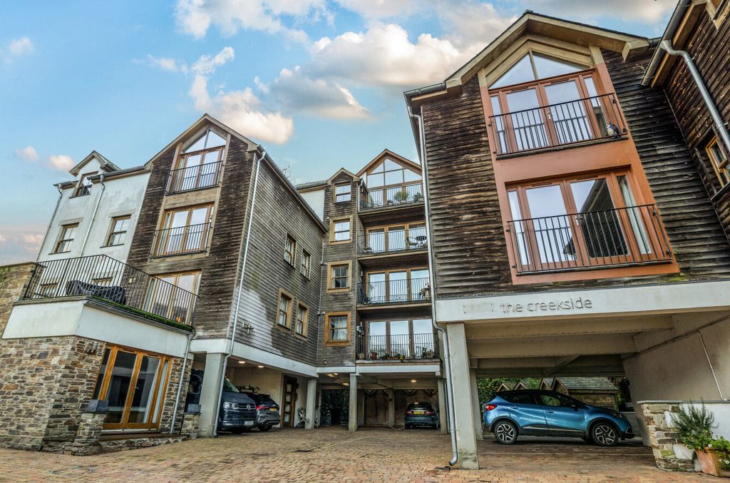 Additional image 7 of 2 bed flat for saleThe Creekside, Looe, Cornwall PL13