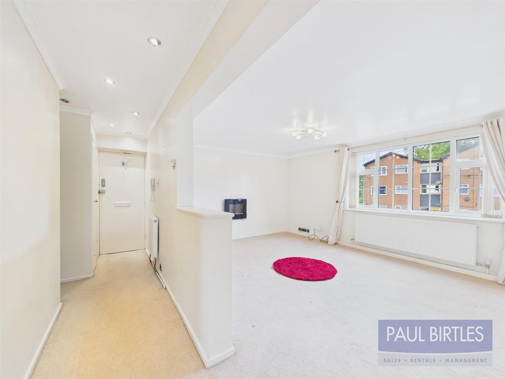 Property photo 3 of 15 Cam04378G0-Pr0399-Still009.Jpg