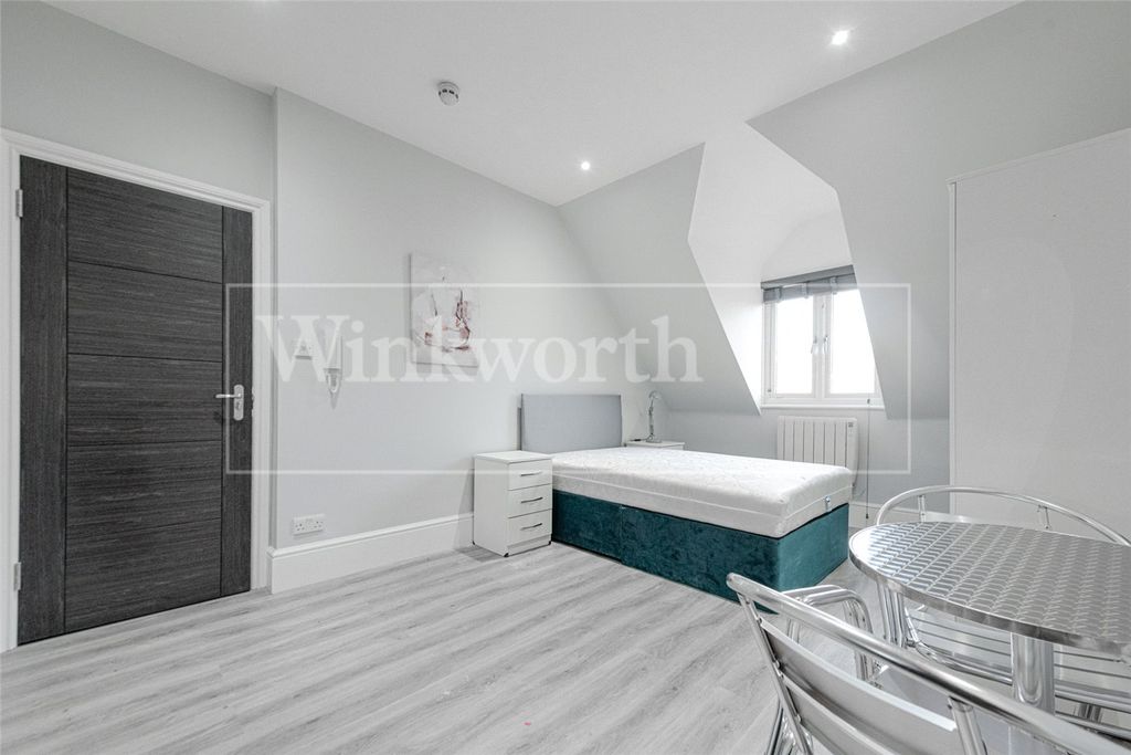 Property photo 2 of 4 Picture No. 03