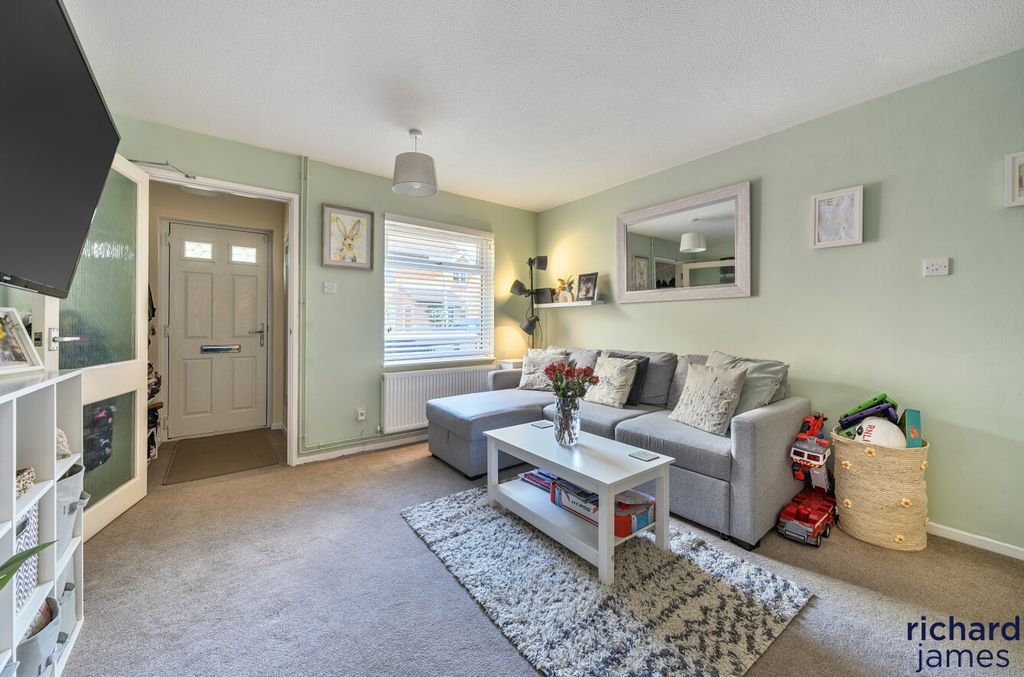 Property photo 2 of 19 E2147Bbd35A24Db2A56069F6c8A562Bb