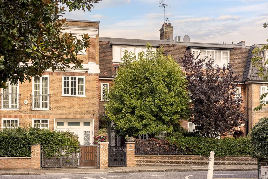 Property photo 2 of 15 Exterior