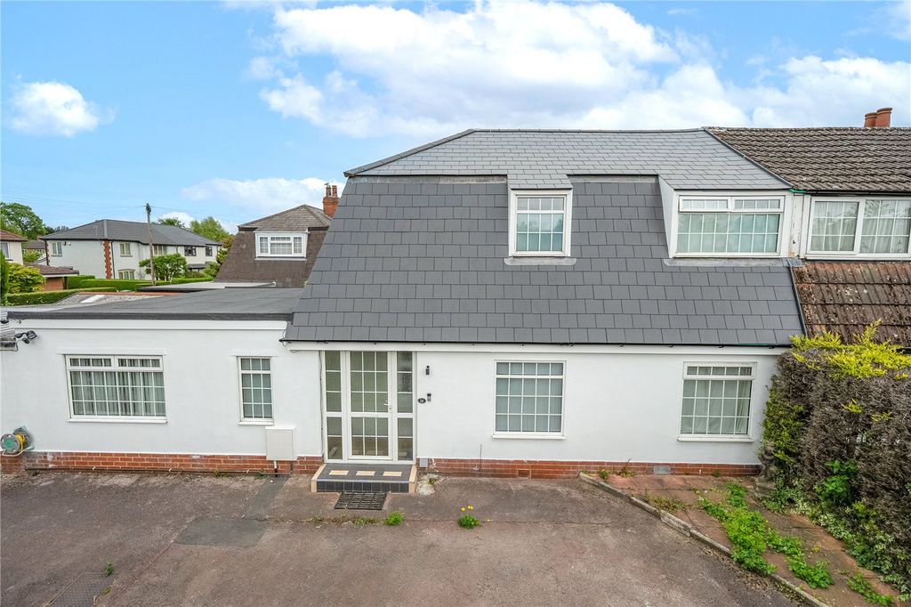 Property photo 1 of 21 Picture No. 04
