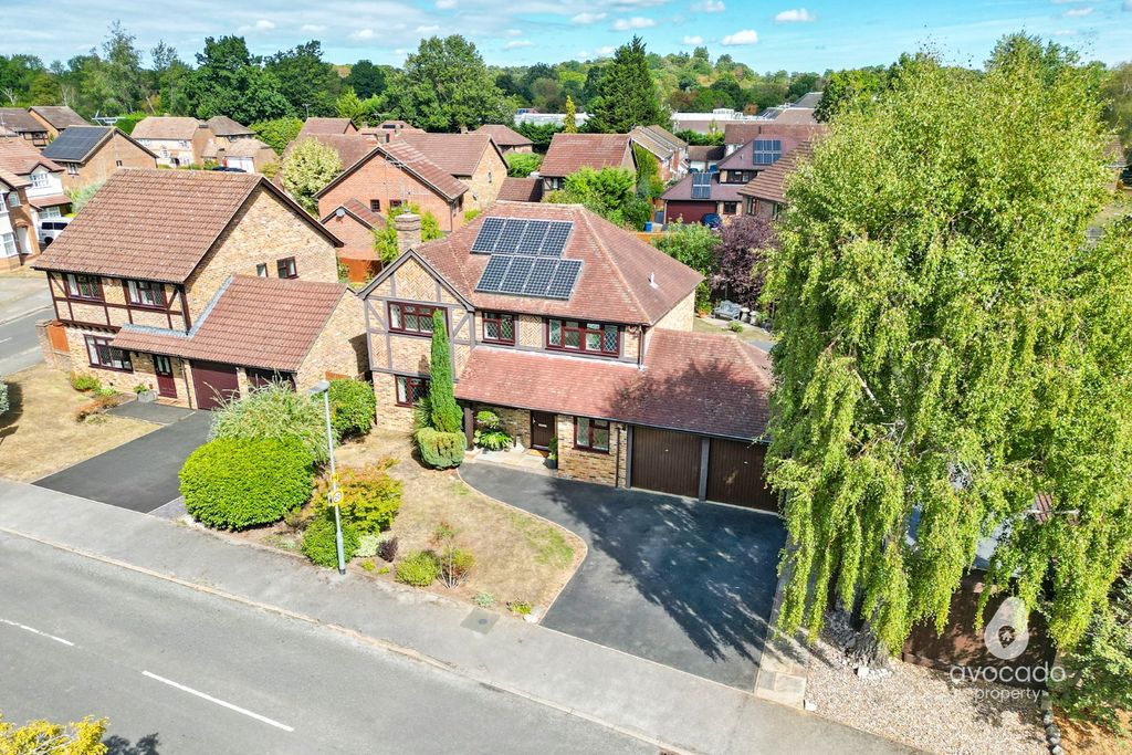 Property photo 1 of 22 5515810