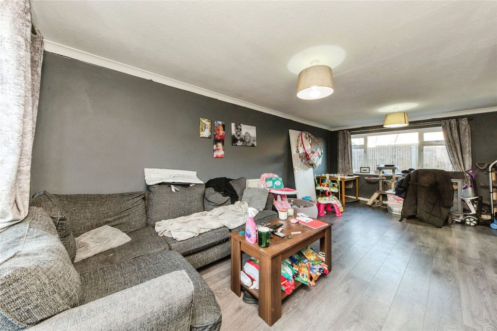 Property photo 3 of 13 Photography