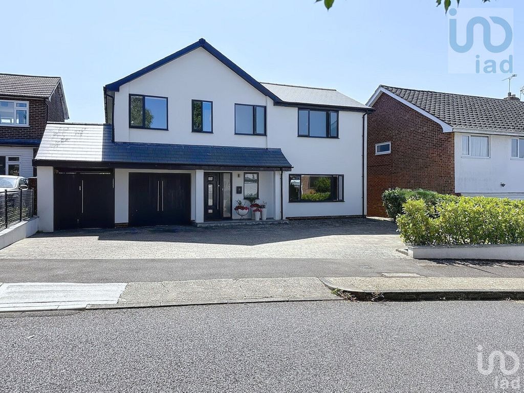 Property photo 1 of 30
