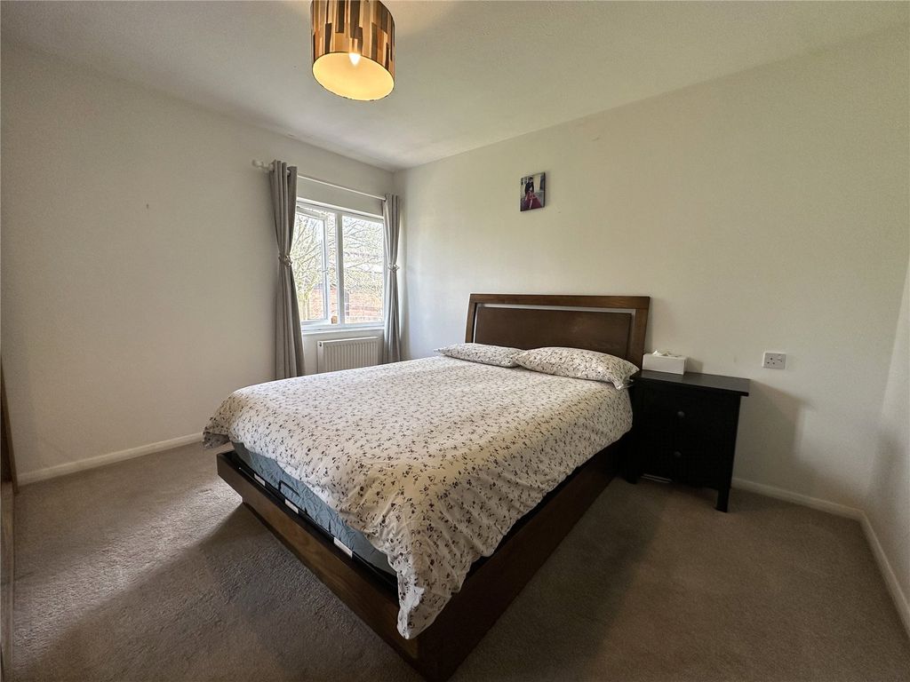 Property photo 3 of 19 Picture No. 09