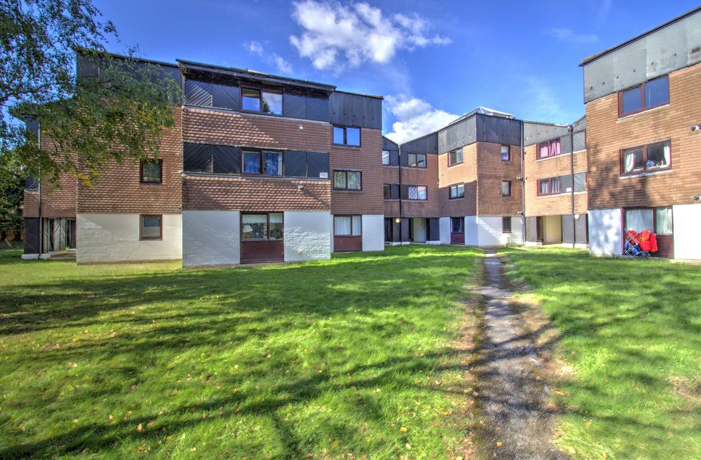 Property photo 1 of 7