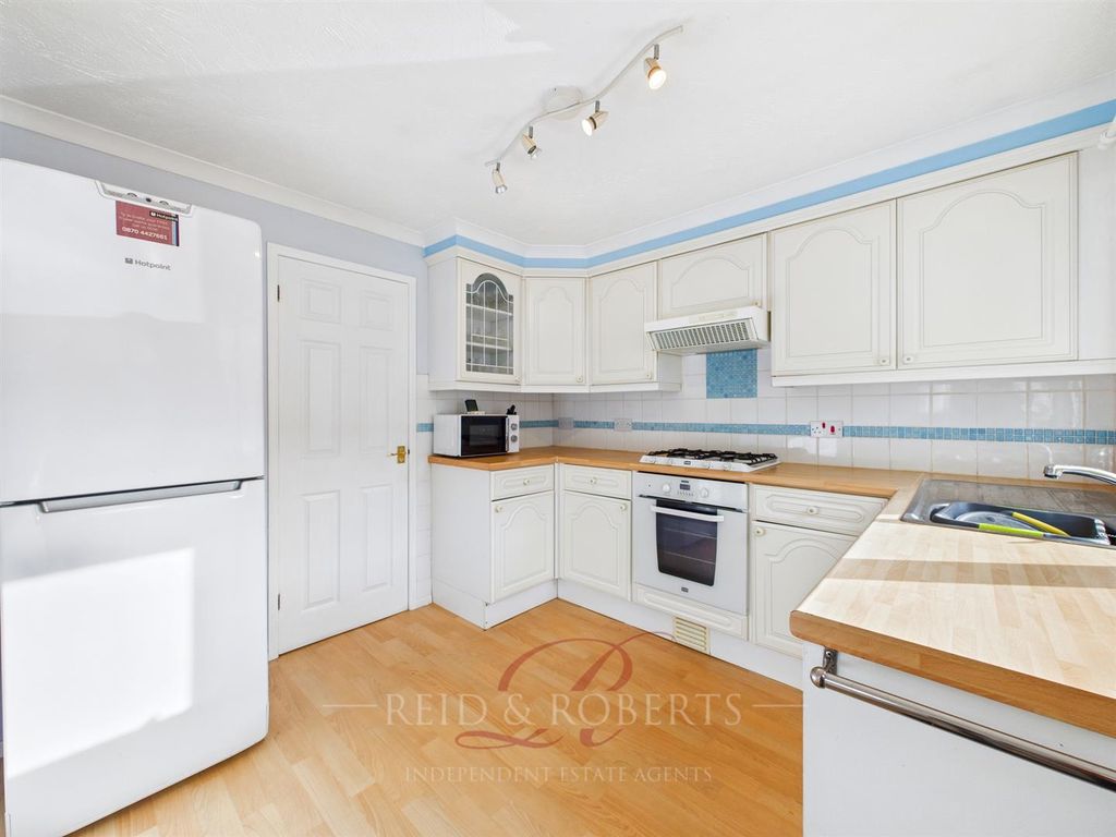 Property photo 3 of 20 Cam03999G0-Pr0197-Still008.Jpg