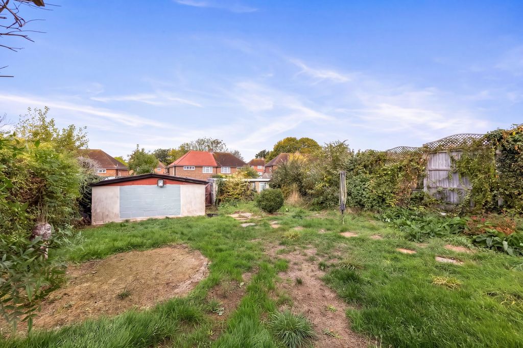 Property photo 3 of 16