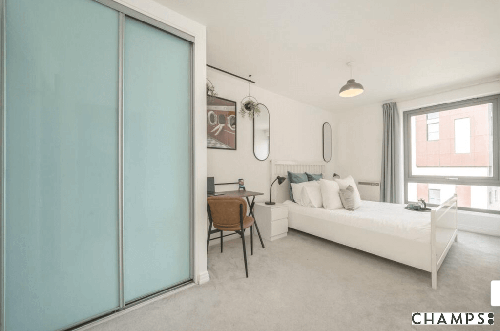 Property photo 2 of 5 Gallery