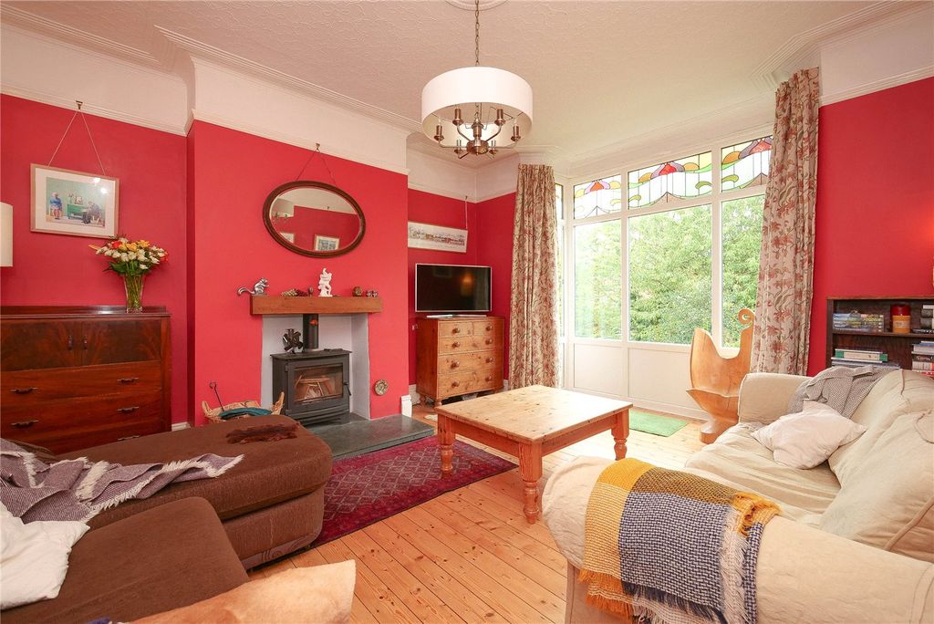 Property photo 2 of 24 Picture No. 05