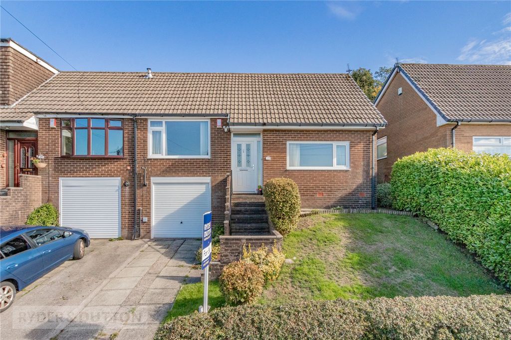 Property photo 1 of 21 Front Aspect