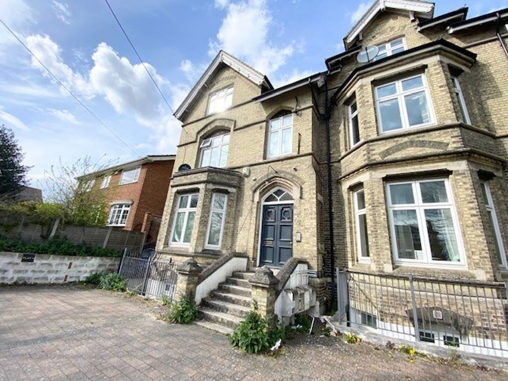 Property photo 1 of 8 Photo 14