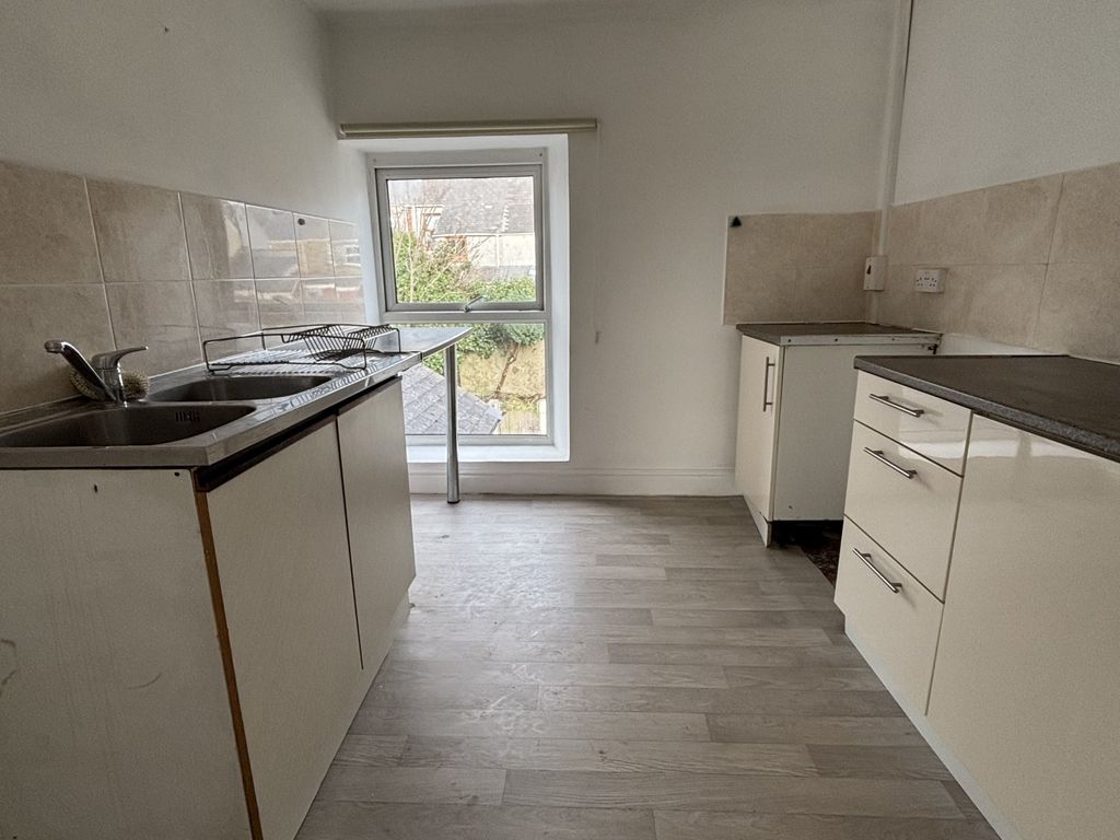 Additional image 4 of 2 bed end terrace house for sale233A & B, Robert Street, Milford Haven, Pembrokeshire SA73