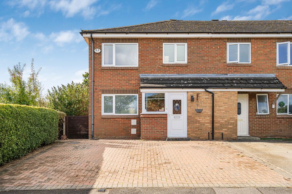 Property photo 1 of 16 1892048
