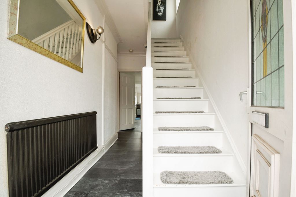 Property photo 2 of 20 662189797900Cb81cc858Aa15B29Ff23Db15F628.Jpg