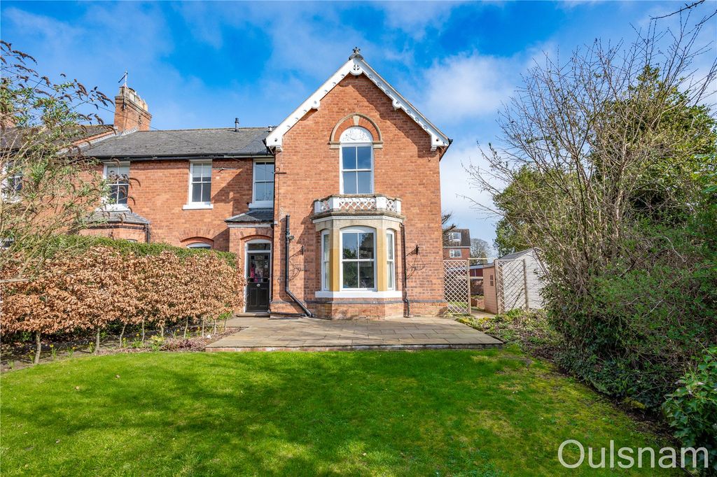 Property photo 1 of 38 Picture No. 54