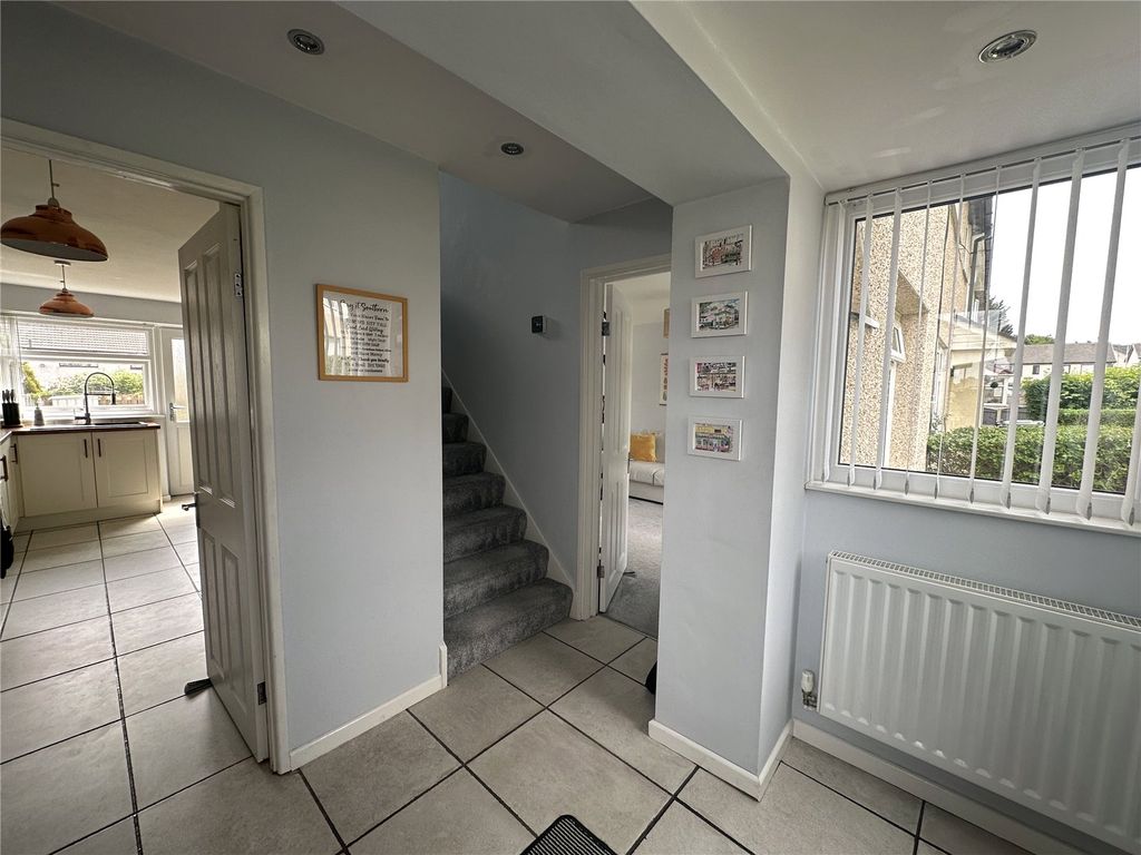 Property photo 2 of 15 Picture No. 01