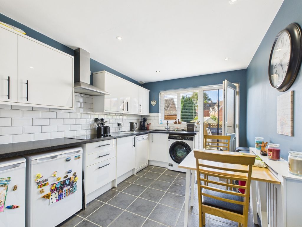 Property photo 3 of 21 4532188