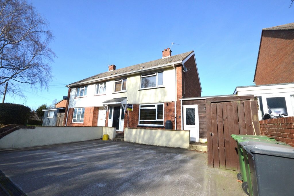 Property photo 1 of 15 1 - Front