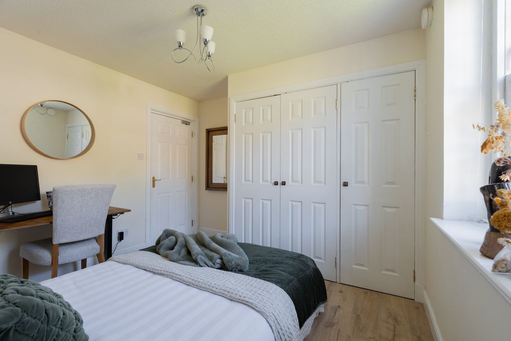 Additional image 12 of 2 bed flat for sale19/4 Margaret Rose Drive, Edinburgh EH10