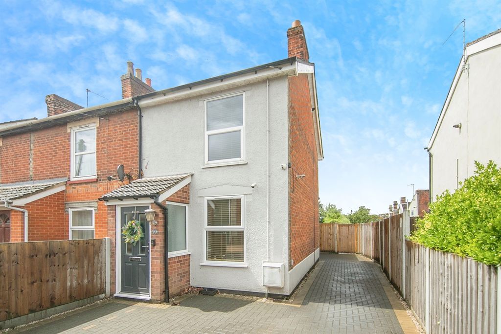 Property photo 1 of 17