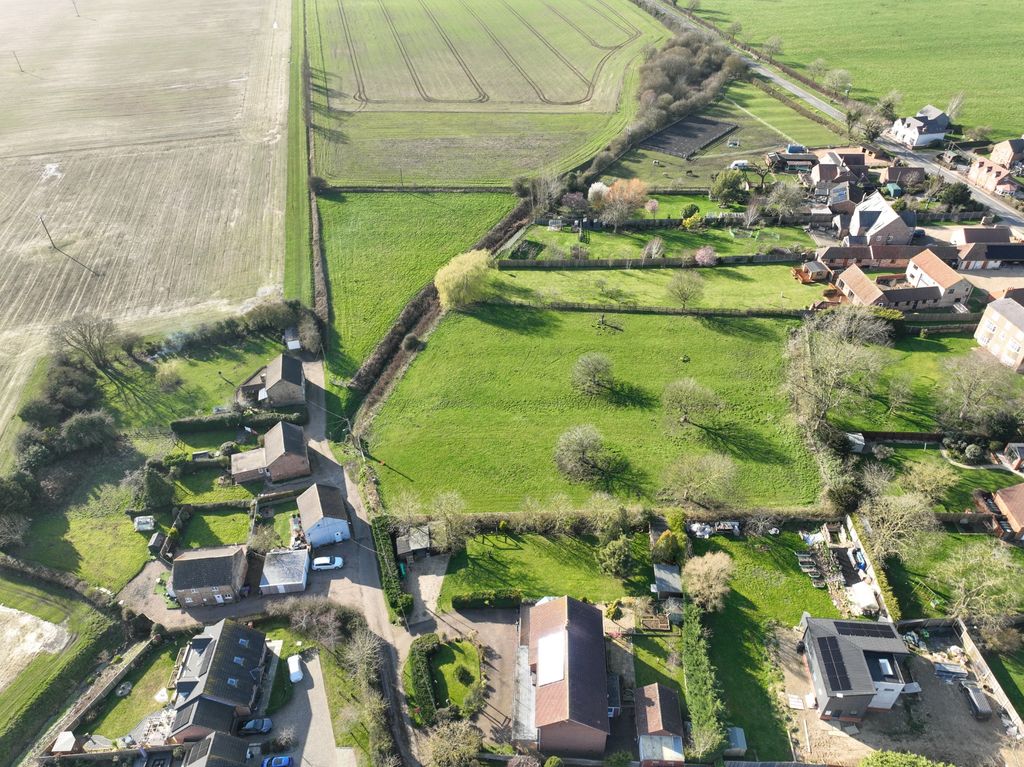 Property photo 2 of 4 Photo 2