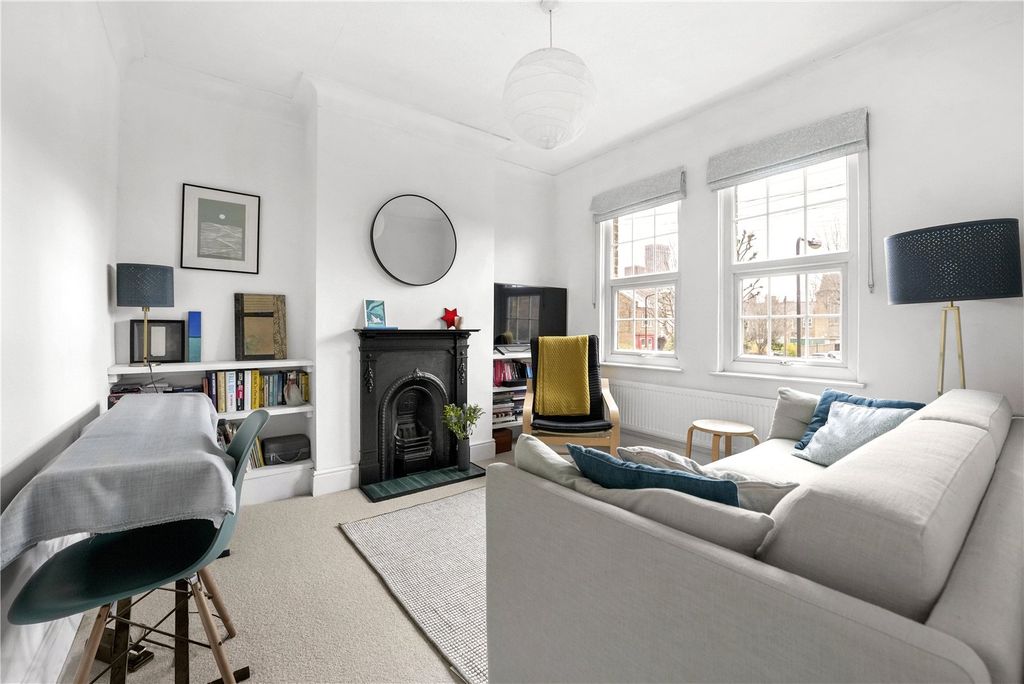 Property photo 2 of 16 Picture No. 25