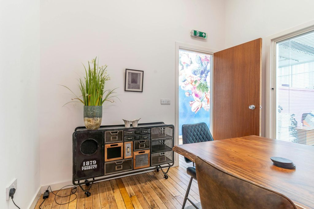 Property photo 3 of 4 Abbeymillbusinessesimages26052023_5175Copy.Jpg