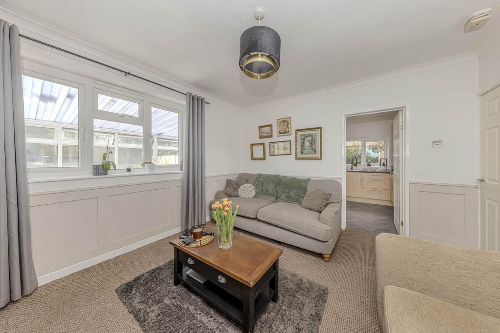 Property photo 3 of 23