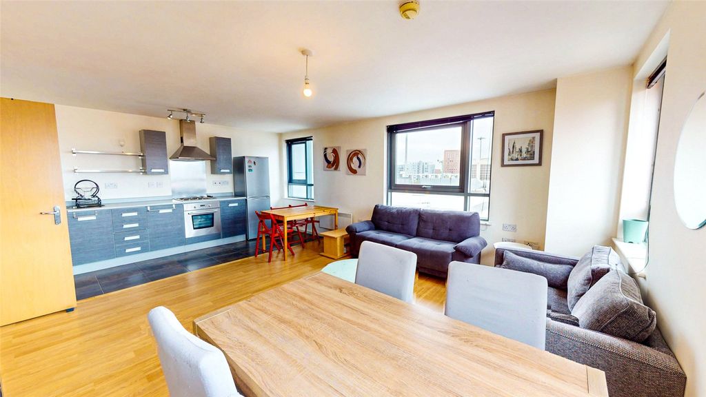 Property photo 3 of 12 Picture No. 08