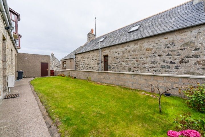 Property photo 3 of 22