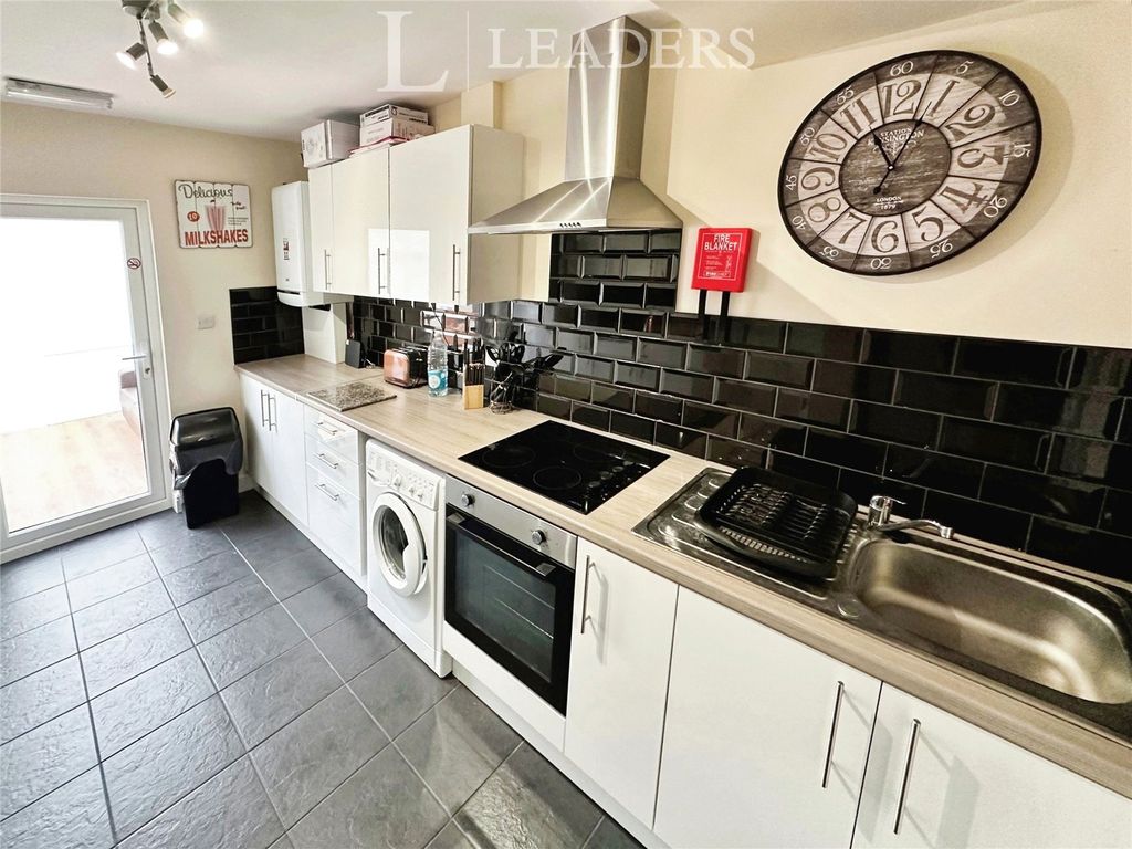 Property photo 2 of 11 Picture No. 02
