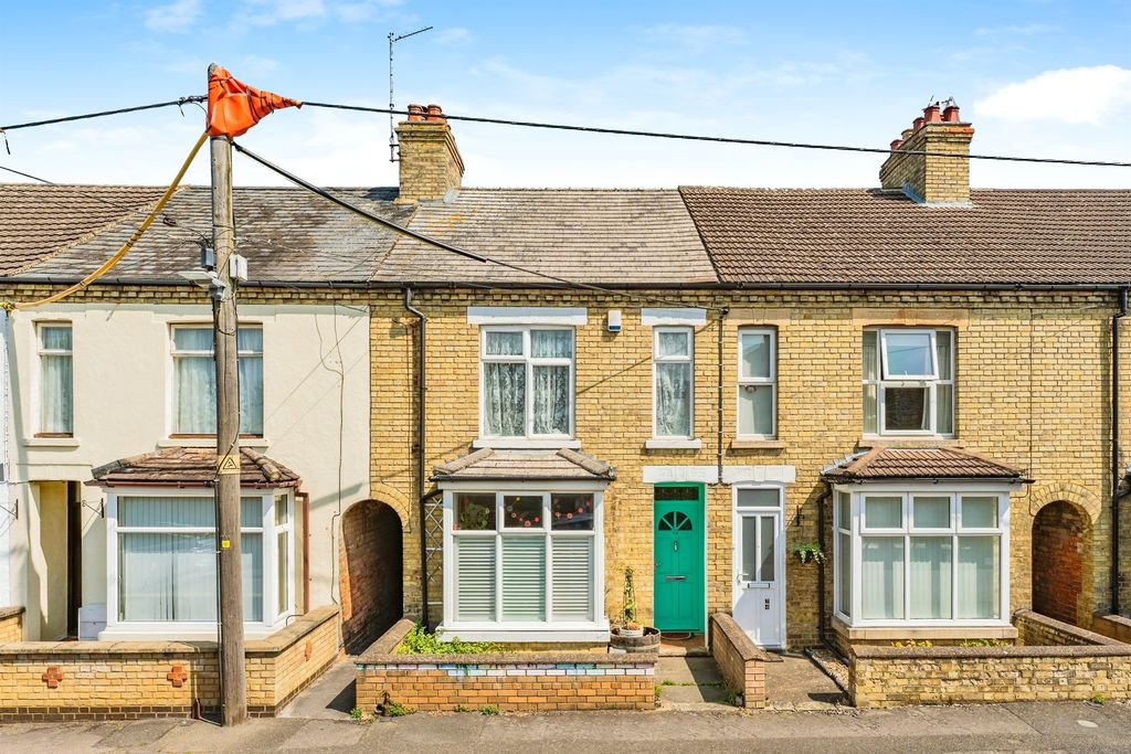 Property photo 1 of 16