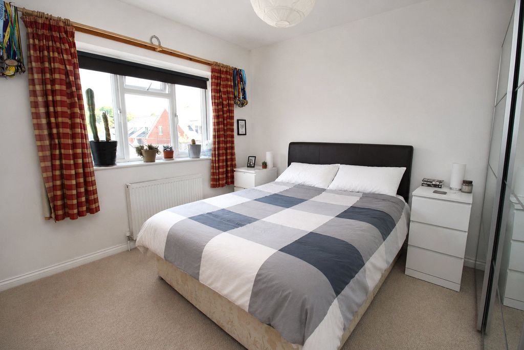 Property photo 3 of 7 Picture No. 09