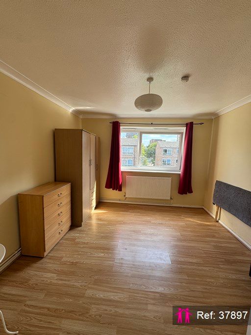Property photo 1 of 1